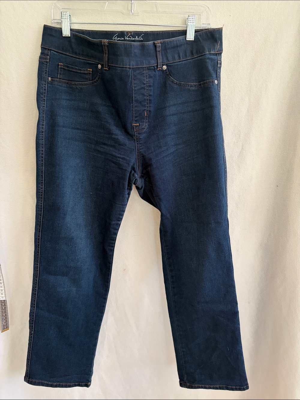 Gloria Vanderbilt Dark Indigo Shape Effect - Cropped Ankle Jeans